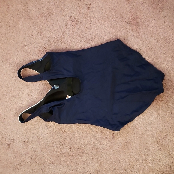 NWT Love Flower Swimsuit - Picture 2 of 7